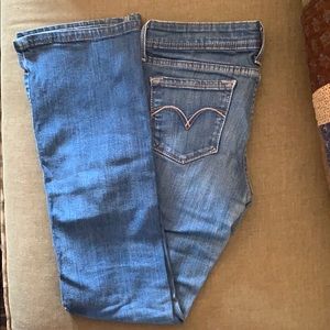 Levi’s Demi curve bootcut skinny